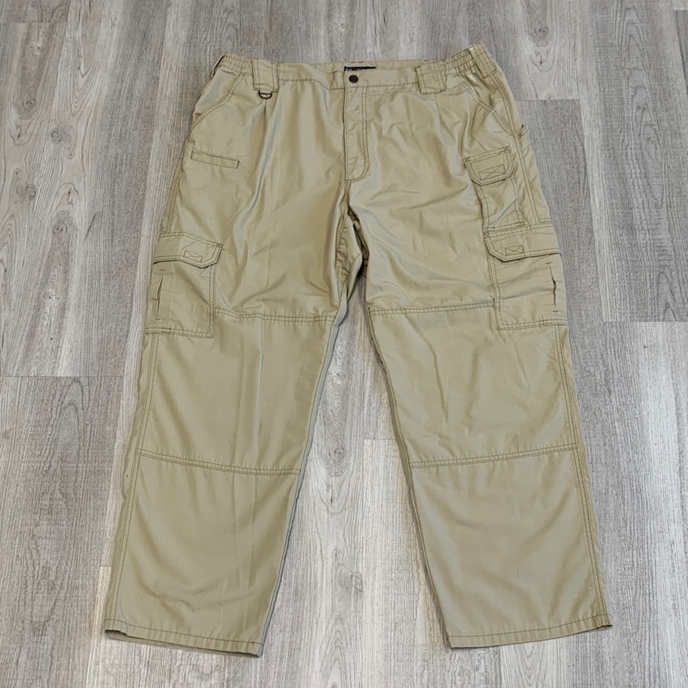 Tactical 5.11 Mens Sz 42 x 30 Beige Work Cargo Pants New condition